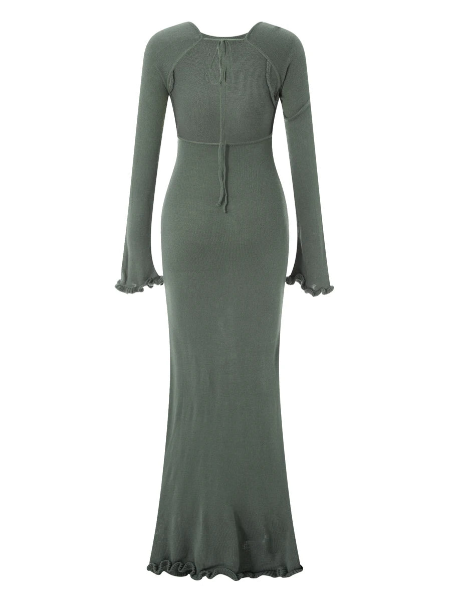 Stickad bodycon-klänning med knytdetalj och volangkant